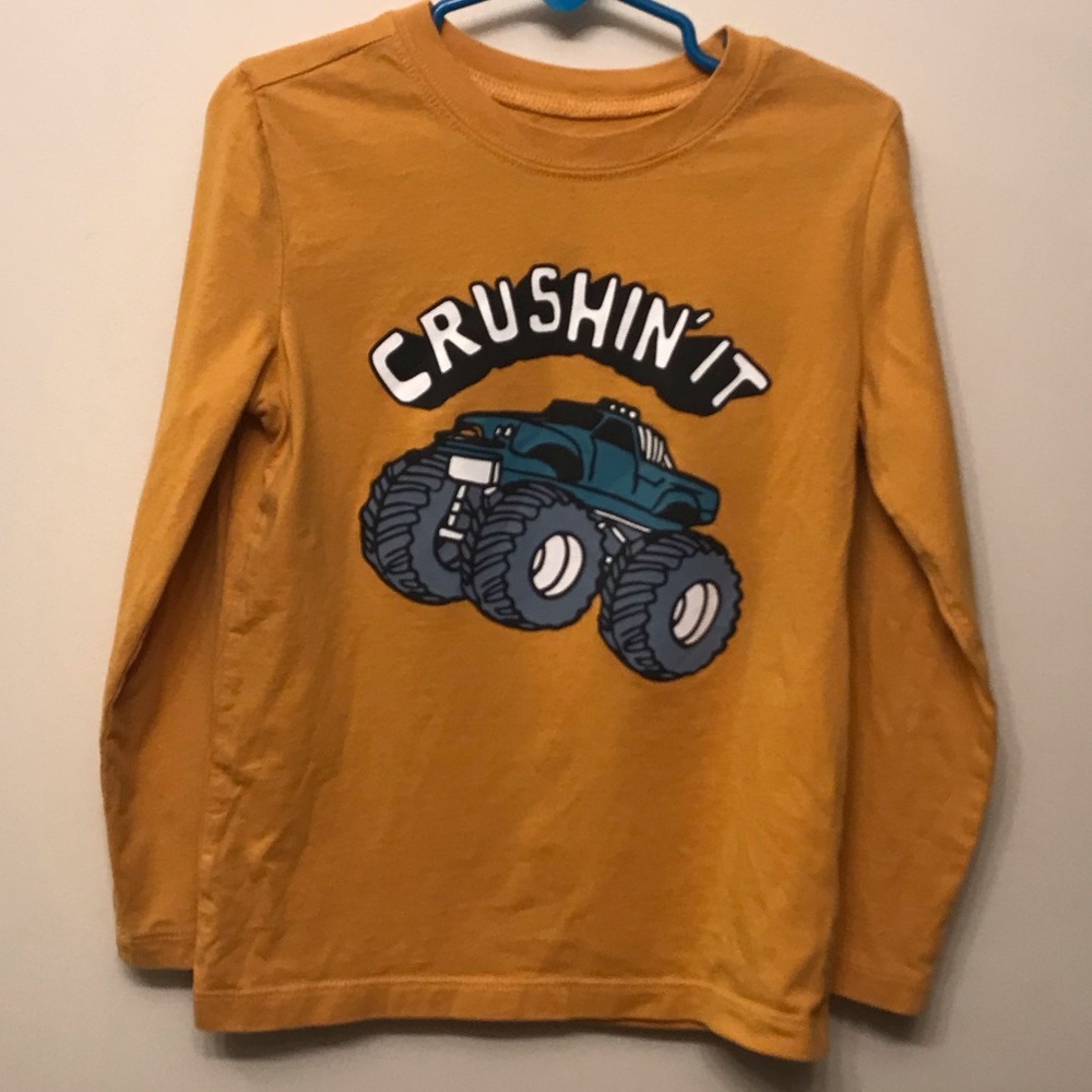 OshKosh kids  5T toddler sun gold yellow long sleeve t -shirt really nice.